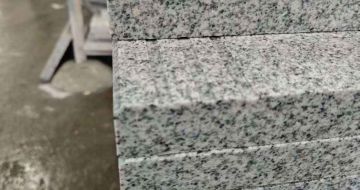 海南芝麻白楼梯踏步