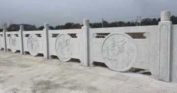 海南芝麻白河道栏杆 石材栏杆