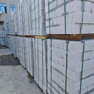 海南芝麻白路牙石，路侧石