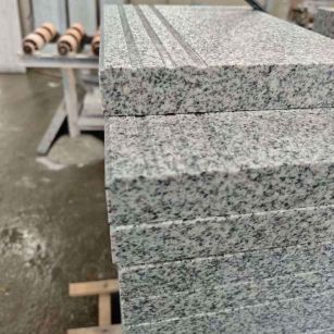 海南芝麻白楼梯踏步