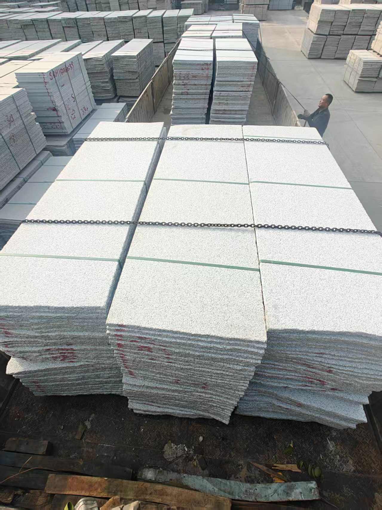 海南芝麻白毛板，石材毛板