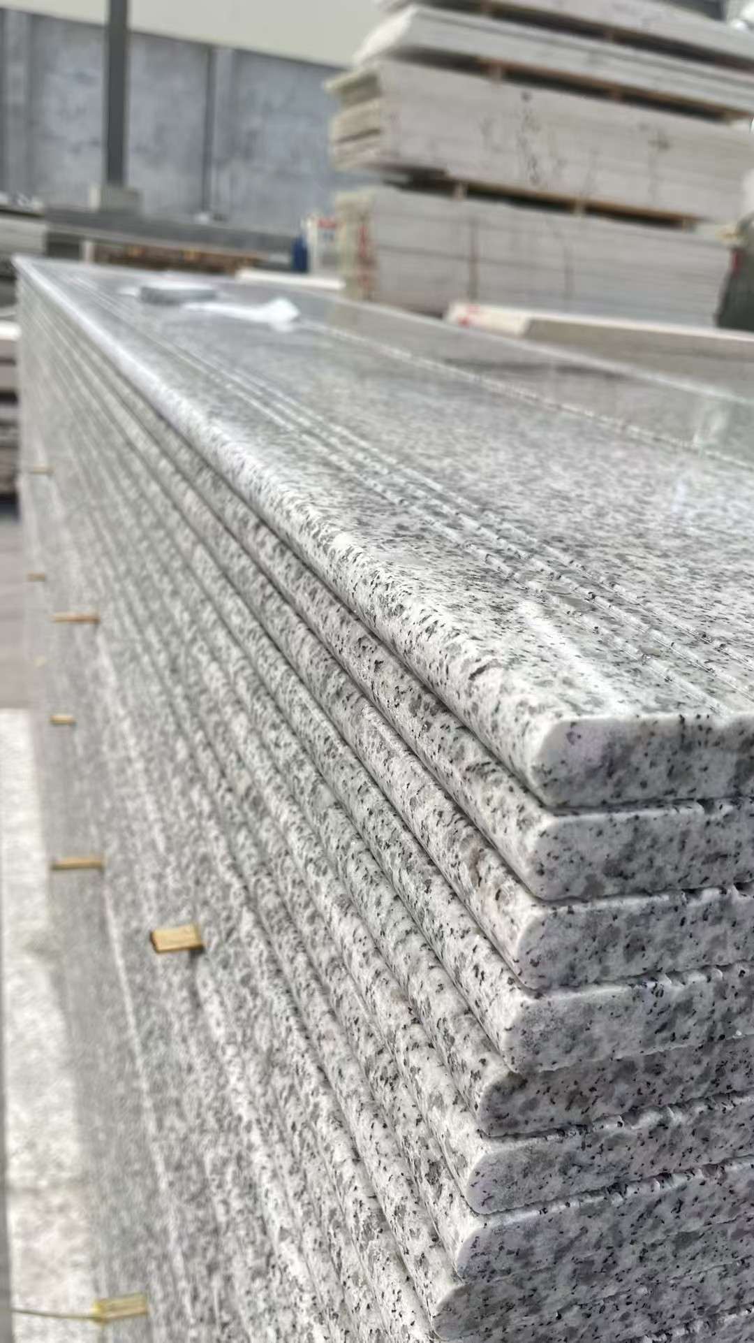 海南芝麻白楼梯踏步 花岗岩楼梯板材