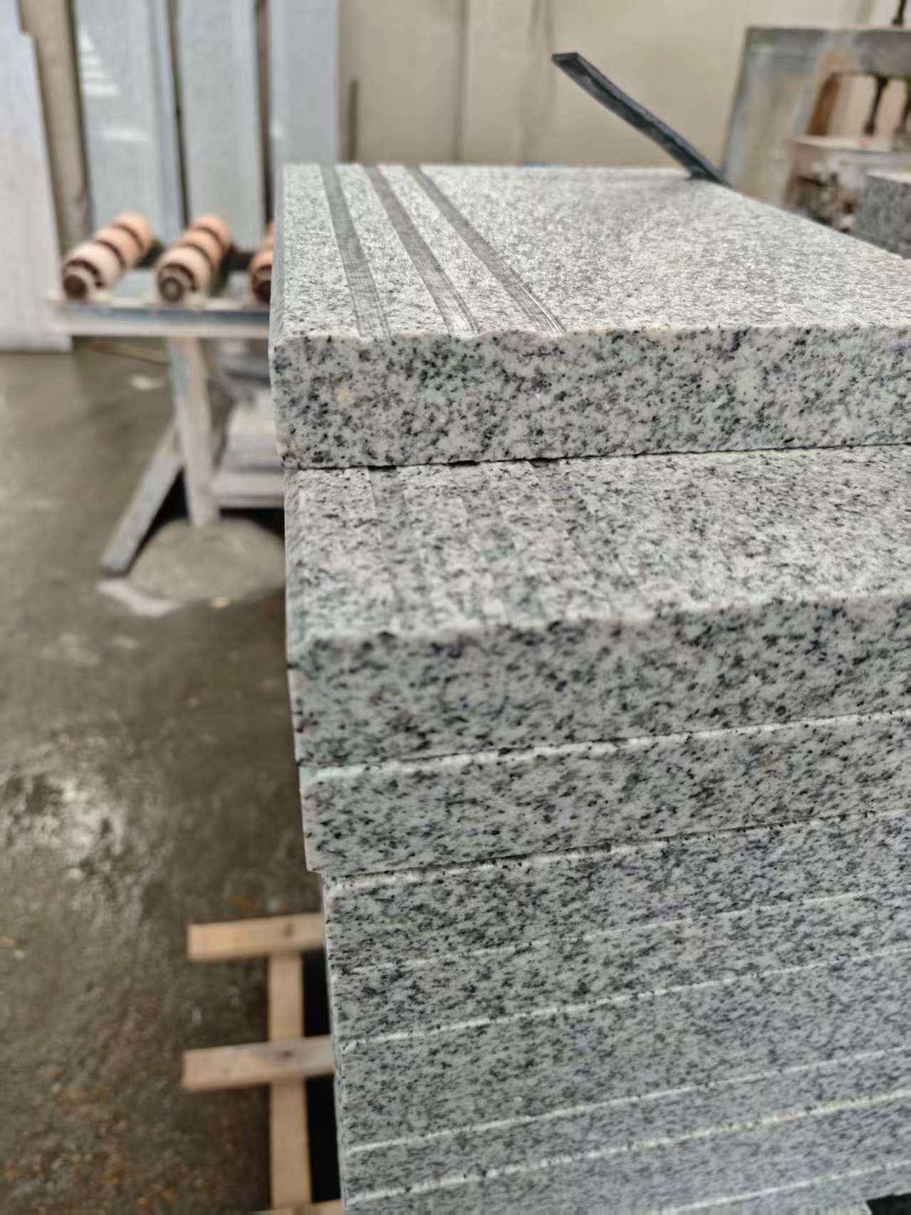 海南芝麻白楼梯踏步