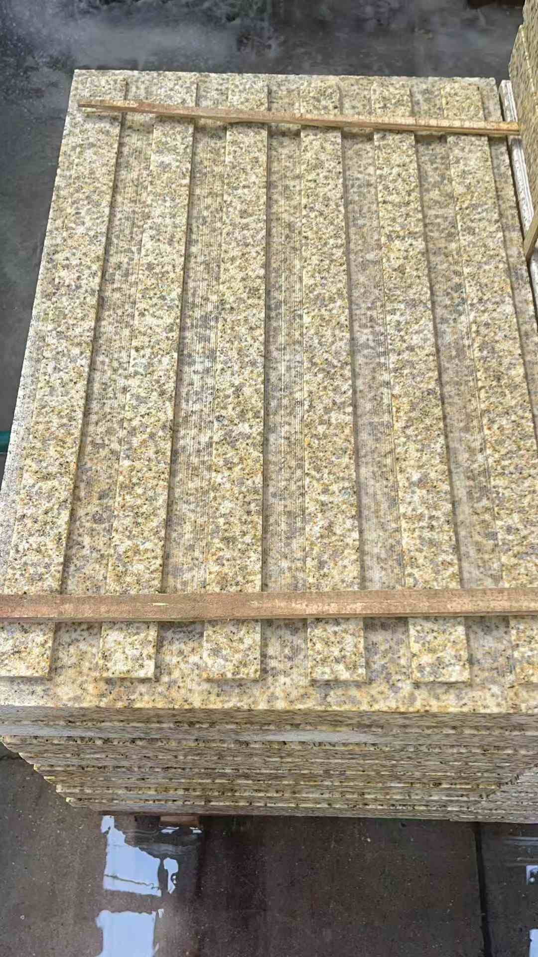 海南黄金麻盲道 石材盲道